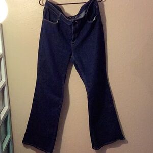 Like new Old Navy Wide Flare dark blue jeans in size 16.